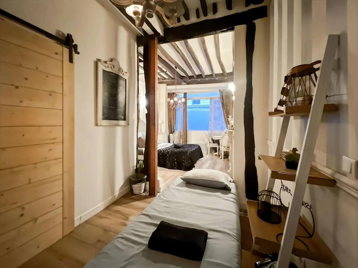 Aparthotel A Deux Pas De Gare Du Nord à Paris 0*,  France